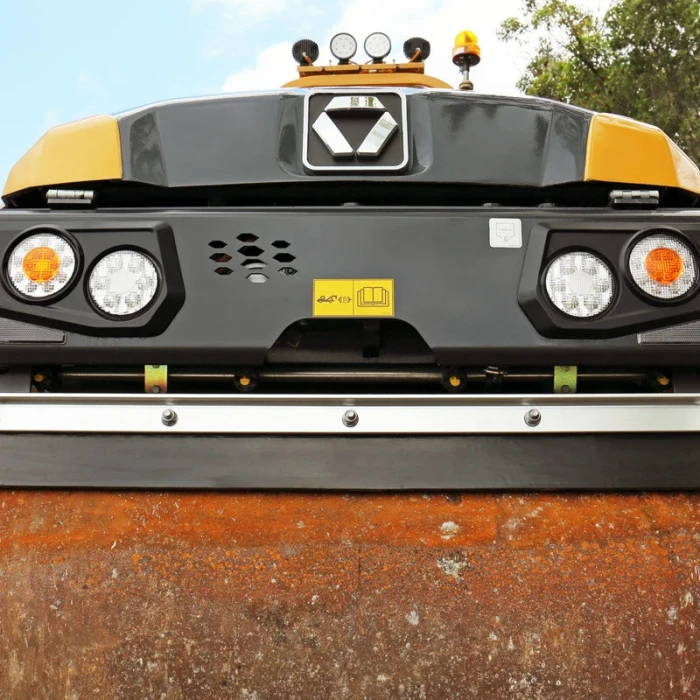 XCMG-XD120-Vibratory-Roller-2Tonne-Newcastle-Brisbane-Perth-WaterSprayers-1400x1000