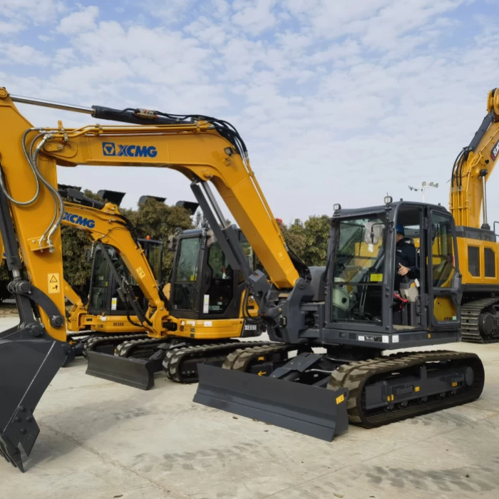 XCMG XE80E diesel üzemű midikotró