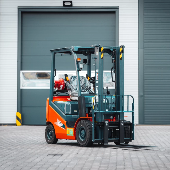 HELI CPYD15-KU1H típusú gáz üzemű targonca