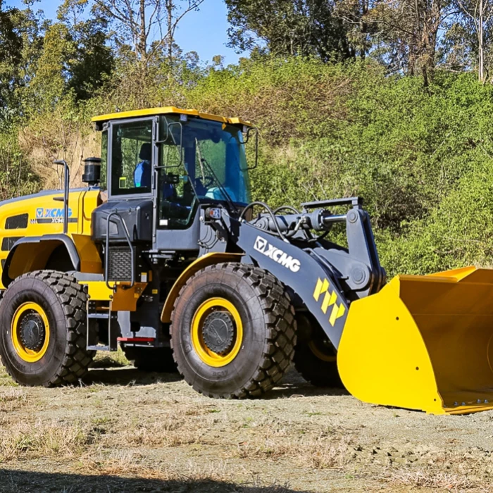 XC948E Homlokrakodó