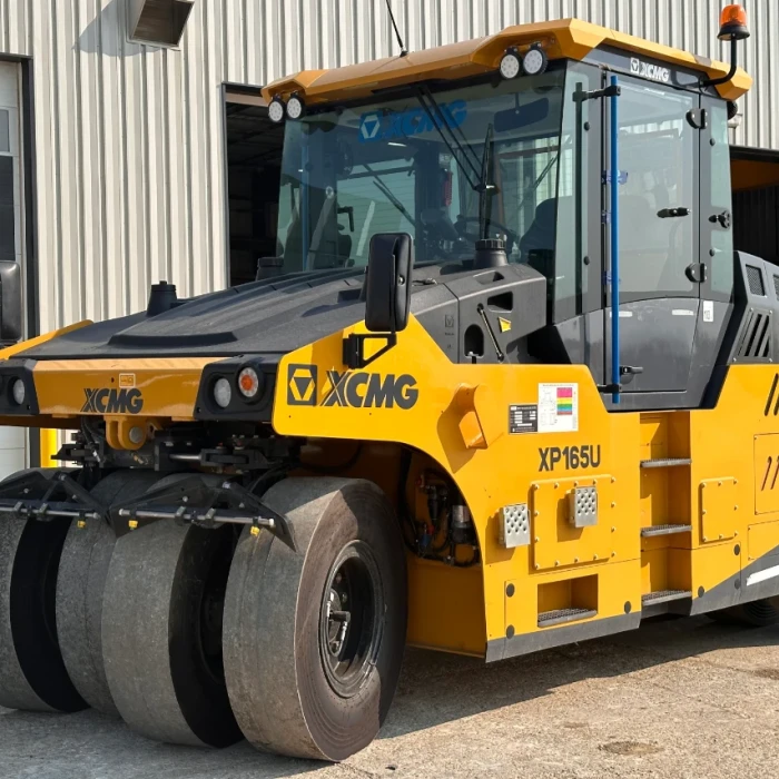 XCMG XP165U úthenger