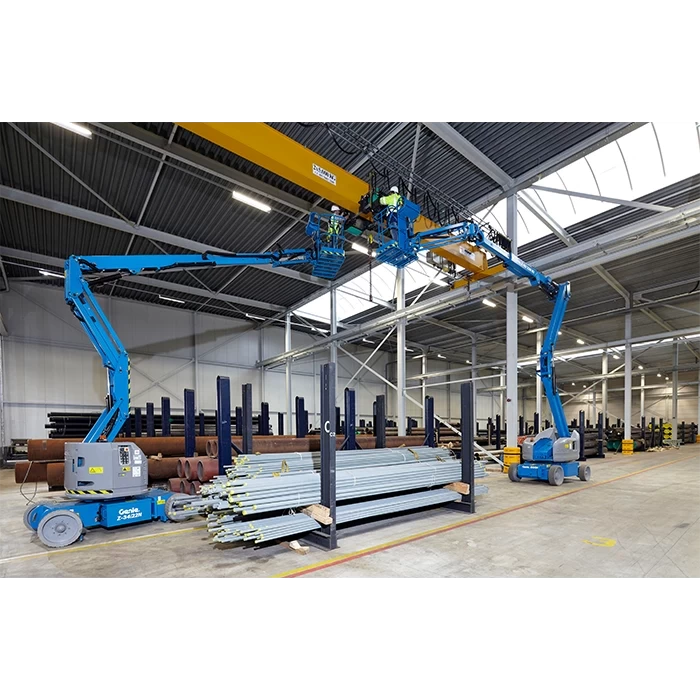 GENIE Z-40/23N RJ elektromos üzemű személyemelő